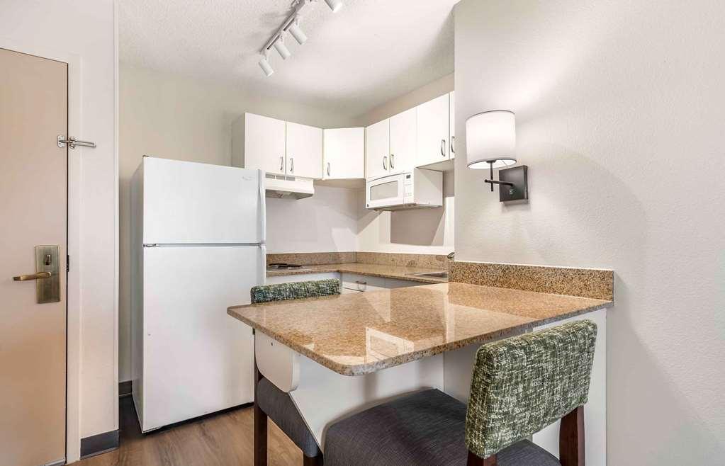Extended America - Washington, Dc - - Eisenhower Ave 2* Alexandría